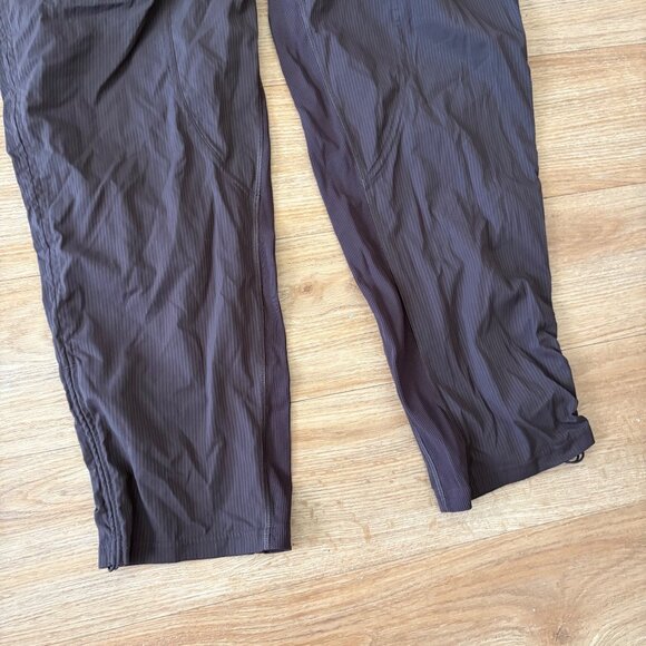 Lululemon Athletic Dance Studio MR Cropped Pants Java Women’s Size 10 - Picture 4 of 8
